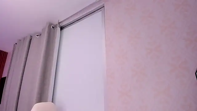 Leah Sweetie online show from 10-28-25, 10:14