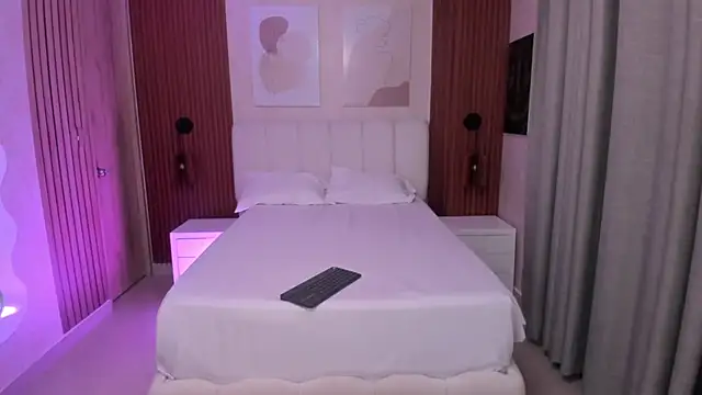 Leah Sweetie online show from 10-24-25, 10:14