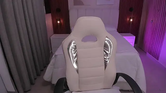 Leah Sweetie online show from 09-19-25, 09:57