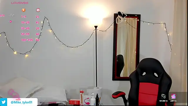 Snapshot of mike_tylor01 chatting on 02-25-25, 09:26 mike tylor01 online show from 02-25-25, 09:26