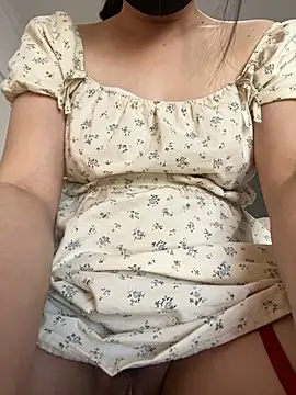 Snapshot of Nicole77-baby chatting on 03-21-25, 06:05 Nicole77-baby online show from 03-21-25, 06:05