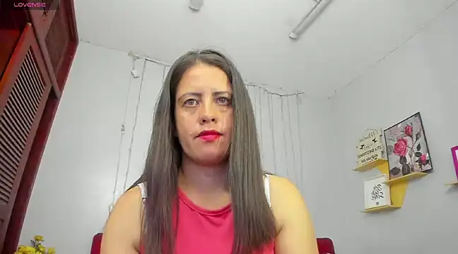 kathina giraldo online show from 03-12-25, 12:47