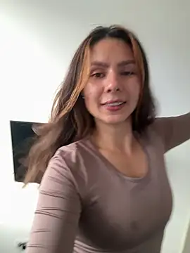 SofiaG  online show from 02-04-26, 10:27