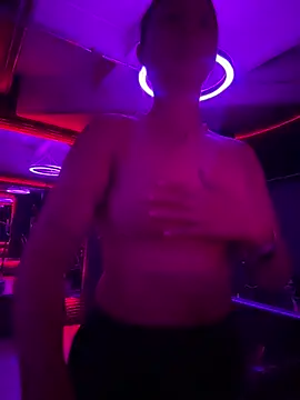 SofiaG  online show from 02-15-26, 06:07