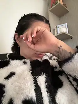 SofiaG  online show from 11-03-25, 07:06