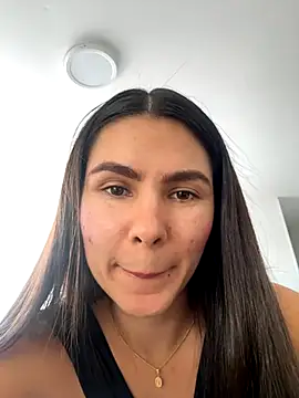 SofiaG  online show from 11-06-25, 07:40