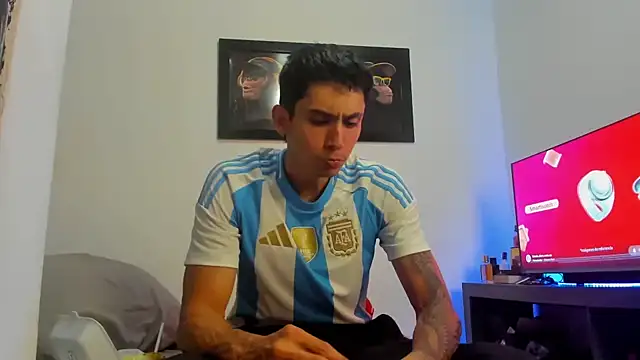 OliverBennet online show from 10-19-25, 03:09
