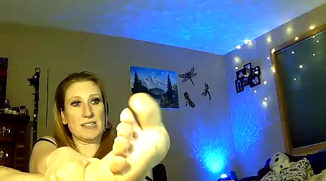 Snapshot of lilyhornyhousewife chatting on 01-13-25, 03:34 lilyhornyhousewife online show from 01-13-25, 03:34