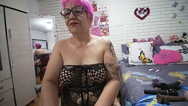 maturehot 65 online show from 02-16-26, 11:42