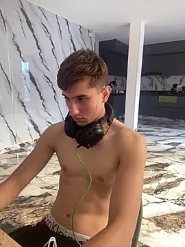 oliver Lz online show from 11-02-25, 07:52