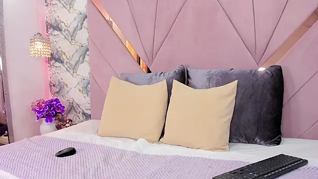 kaylin jann online show from 02-06-26, 05:53