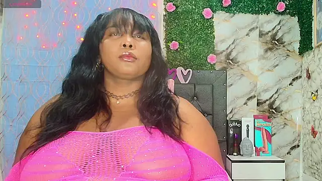 Snapshot of ebony_544 chatting on 10-07-25, 03:29 ebony 544 online show from 10-07-25, 03:29