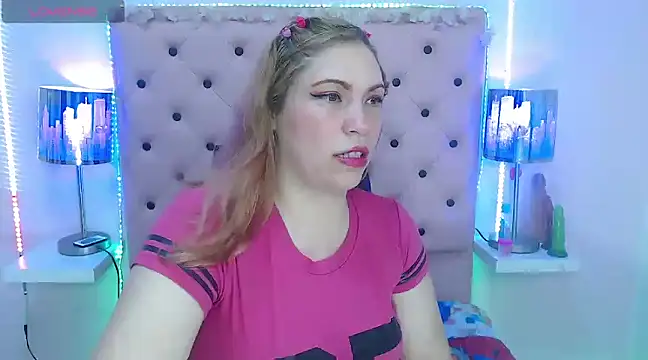HannahEmmax2 online show from 03-23-25, 01:09