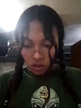 Lunita 5 online show from 11-28-25, 08:53