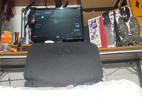 Lunita 5 online show from 02-05-26, 08:04