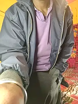 Hunter boy9 online show from 12-18-25, 11:52