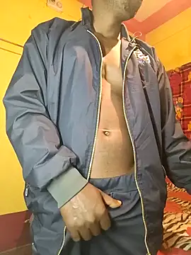 Hunter boy9 online show from 12-20-25, 12:13