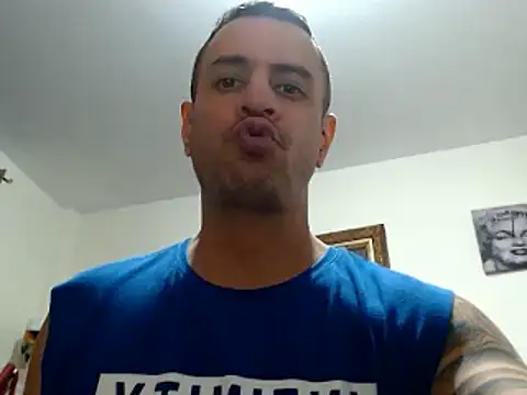 Snapshot of nicolay_74 chatting on 01-25-25, 11:22 nicolay 74 online show from 01-25-25, 11:22
