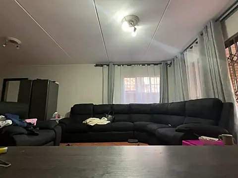 Snapshot of Dicktator16 chatting on 02-17-26, 04:10 Dicktator16 online show from 02-17-26, 04:10