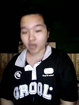Snapshot of Thomgdee chatting on 03-04-25, 06:58 Thomgdee online show from 03-04-25, 06:58