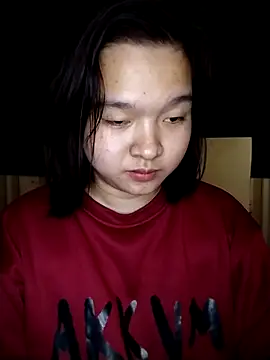 Snapshot of Thomgdee chatting on 03-21-25, 01:34 Thomgdee online show from 03-21-25, 01:34