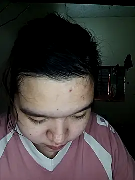 Snapshot of Thomgdee chatting on 10-10-25, 12:33 Thomgdee online show from 10-10-25, 12:33