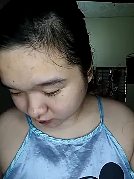 Snapshot of Thomgdee chatting on 09-22-25, 12:38 Thomgdee online show from 09-22-25, 12:38