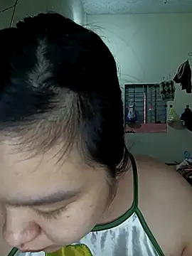 Snapshot of Thomgdee chatting on 11-27-25, 01:50 Thomgdee online show from 11-27-25, 01:50