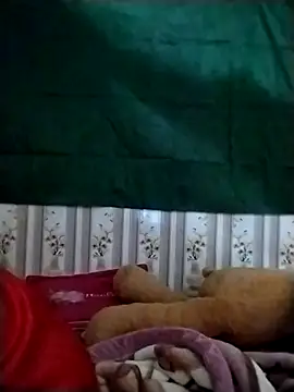 Snapshot of Thomgdee chatting on 02-19-25, 06:00 Thomgdee online show from 02-19-25, 06:00