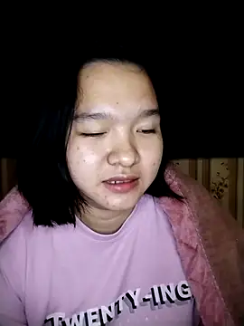 Snapshot of Thomgdee chatting on 02-20-25, 11:31 Thomgdee online show from 02-20-25, 11:31