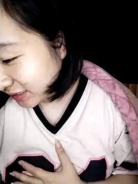 Snapshot of Thomgdee chatting on 02-23-25, 01:53 Thomgdee online show from 02-23-25, 01:53