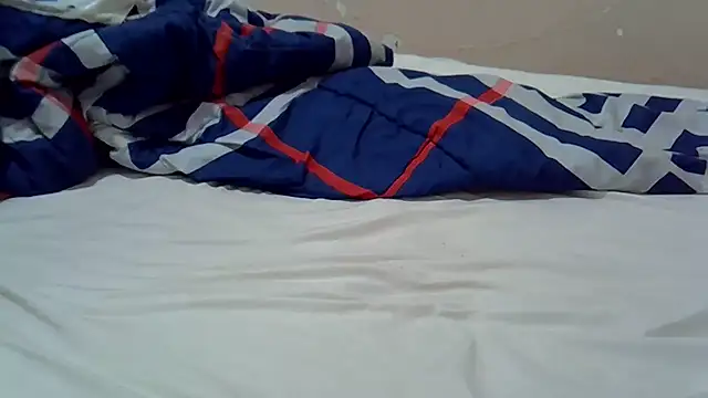 Just Karu online show from 06-10-26, 11:17