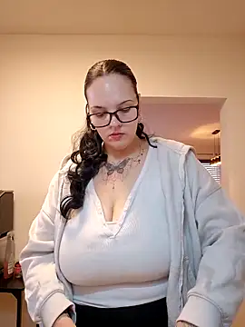 Jujuicy 97 online show from 03-21-26, 09:36