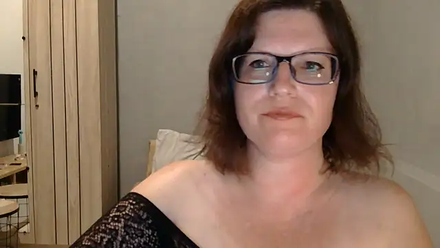 CrimsonMistress online show from 10-07-25, 10:11