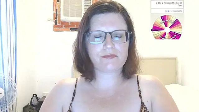 CrimsonMistress online show from 01-11-26, 10:49