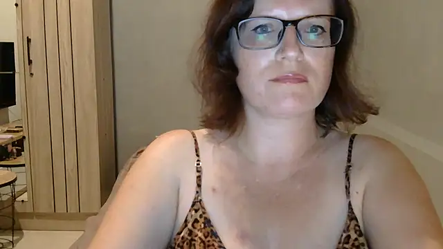 CrimsonMistress online show from 09-13-25, 10:10