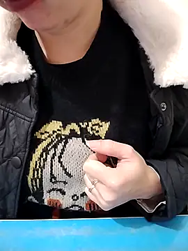 JasminePham online show from 11-26-25, 01:16