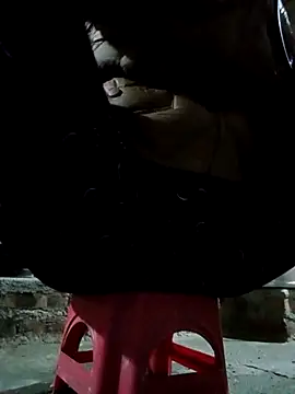 JasminePham online show from 03-01-25, 11:47