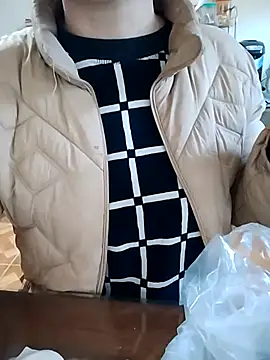 JasminePham online show from 11-25-25, 01:28