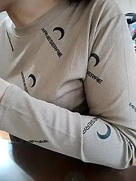 JasminePham online show from 11-17-25, 12:58