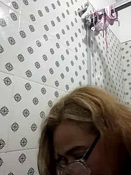 anastasia and jordan online show from 12-22-25, 11:21