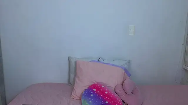 Lorenne Miller online show from 01-19-25, 12:28