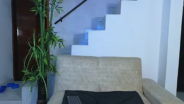 Lorenne Miller online show from 02-20-26, 06:26