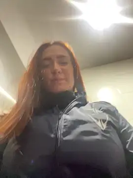 Snapshot of _KarolSmith chatting on 03-04-25, 08:49  KarolSmith online show from 03-04-25, 08:49