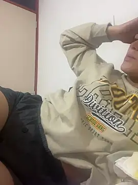 Snapshot of _KarolSmith chatting on 03-09-25, 05:44  KarolSmith online show from 03-09-25, 05:44