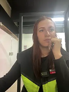 Snapshot of _KarolSmith chatting on 01-17-25, 08:22  KarolSmith online show from 01-17-25, 08:22