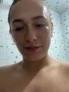 Snapshot of _KarolSmith chatting on 01-24-25, 12:31  KarolSmith online show from 01-24-25, 12:31