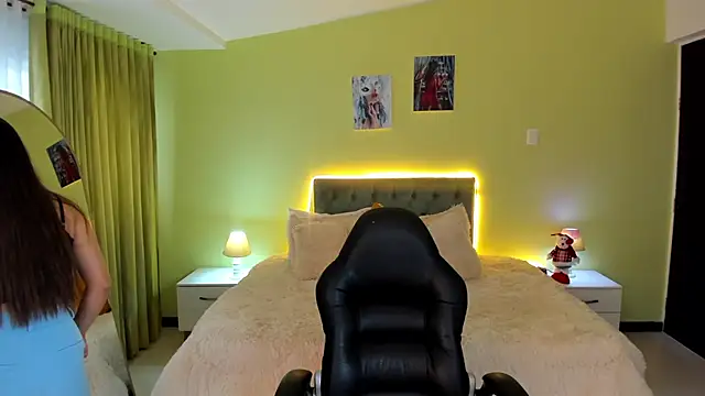  Charlotte evans 1 online show from 11-29-25, 08:31