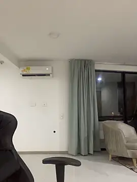 Snapshot of Jessie-pradoo chatting on 12-03-24, 01:14 Jessie-pradoo online show from 12-03-24, 01:14