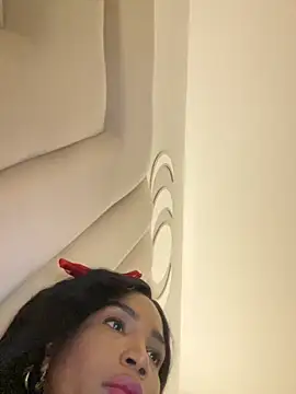 Snapshot of Jessie-pradoo chatting on 09-28-25, 02:29 Jessie-pradoo online show from 09-28-25, 02:29